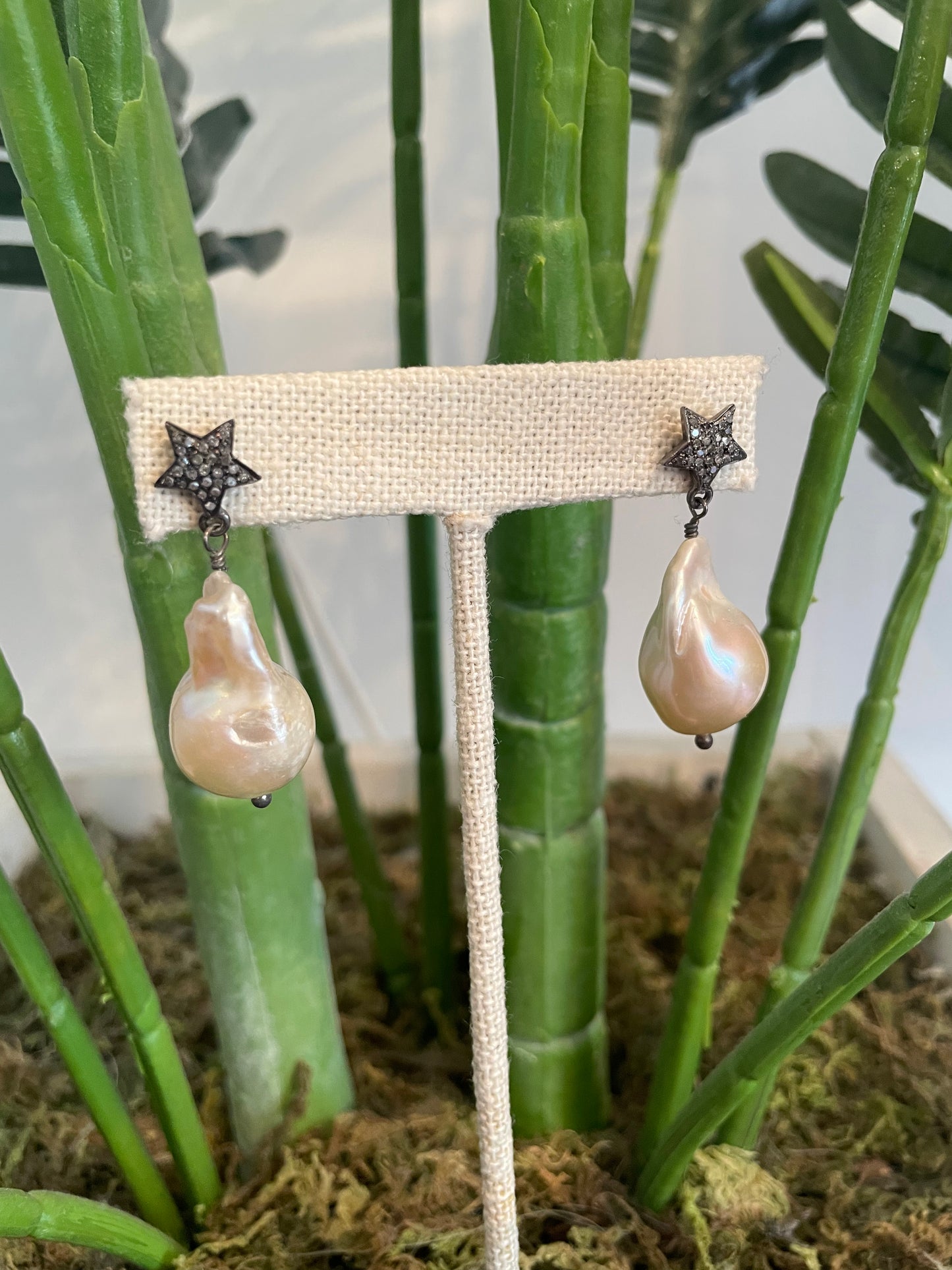 Mela Pearl Baroque Drop Earrings