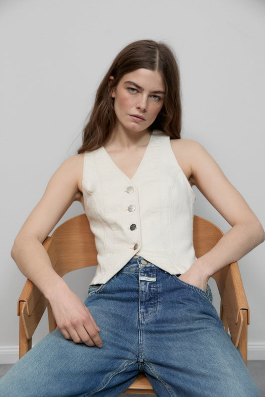 CLOSED Fitted Denim Waistcoat in Ivory