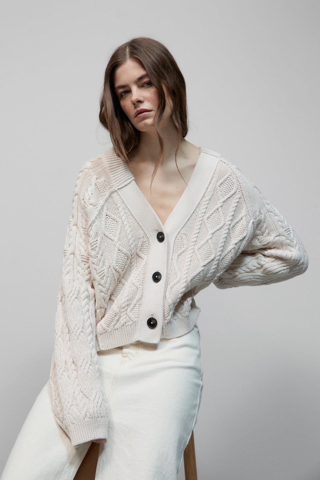 CLOSED Knit V-Neck Cardigan in Oat