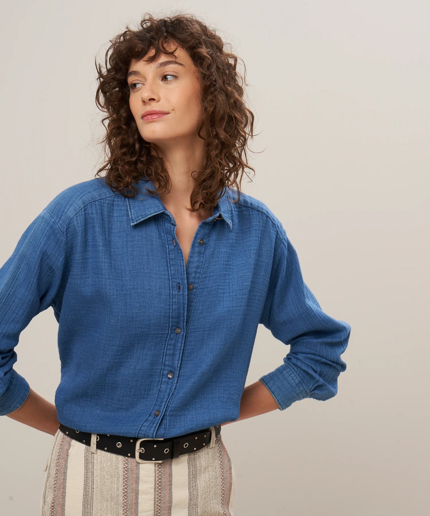 Hartford Indigo Cotton Gauze Shirt in Cinema