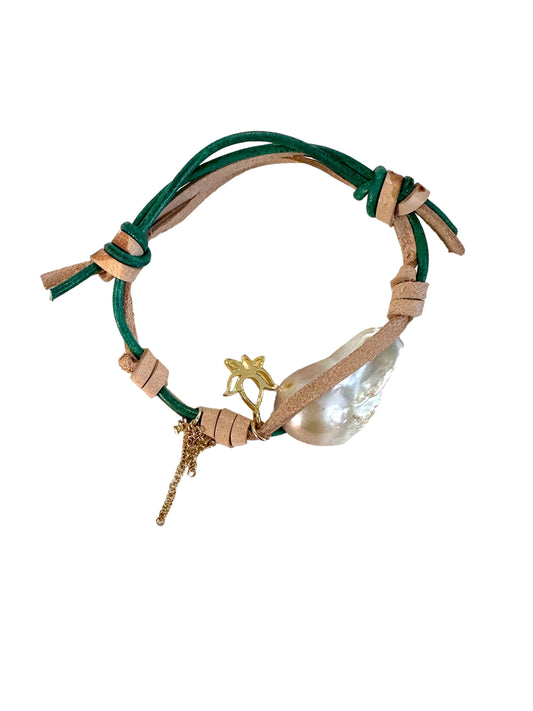 Joie DiGiovanni Magic Garden Baroque Pearl Gold Rocker Bracelet