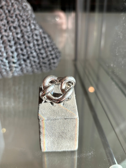 Sara Shala Heart Knot Ring Silver